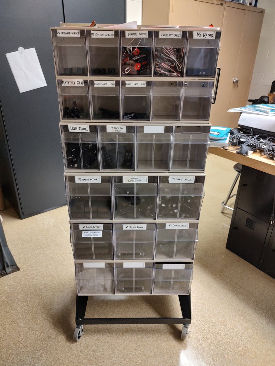 advanced_BHS's tweet photo. VEX Storage System
#pltwma
@Mass_STEMHub 
@MassLearning https://t.co/UOogjv4MdB