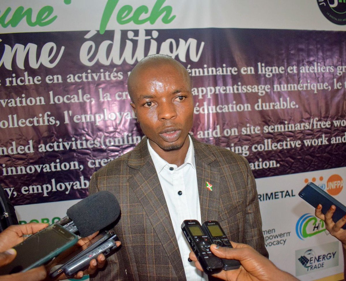 <a href="/KithubNews/">KithubNews</a> "Le @mincotim  soutient  toujours toutes les actions de développement surtout celles qui passent dans le secteur des Nouvelles Technologies "dixit Salvator NSHIMIRIMANA représentant du ministère .