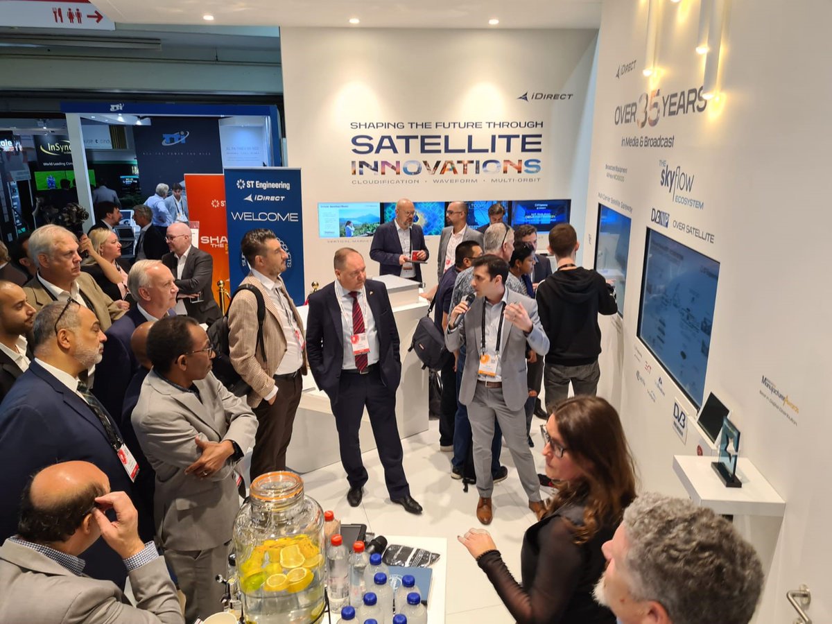iDirect's tweet image. That's a wrap on #IBC2023!✅
From showcasing our award=winning technology, to demos & reconnecting with our partner and customers, thank you to all who joined us at @IBCShow🥂
Check out our photos 👇 highlighting our favorite moments. See you next year! 👋
#IBCShow