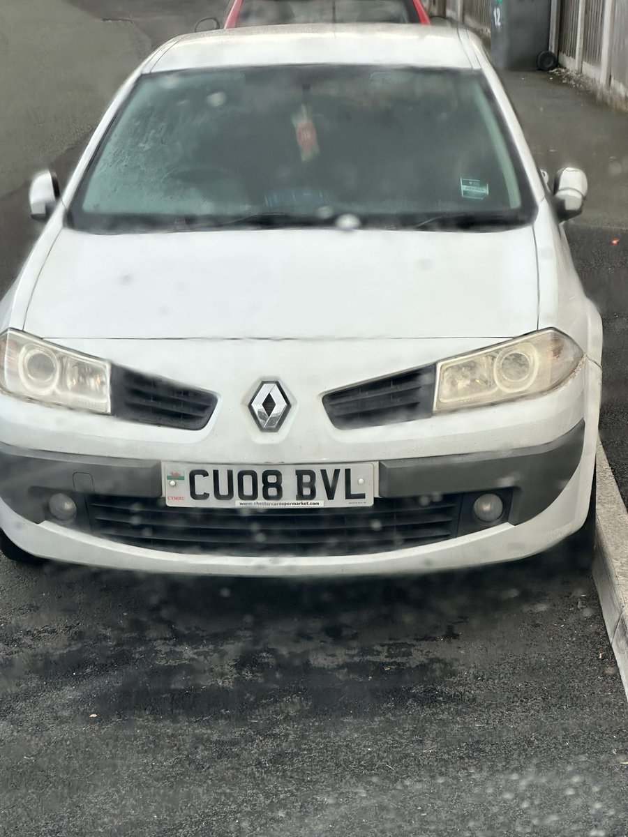 stevecon77's tweet photo. @NWPolice @NWPWrexhamRural 

Still nothing being done about the uninsured car being in the road now moved to the back of 10 trofryn penycae hiding hope he doesn’t hit anyone when being driven on the road https://t.co/sQOmqGQRWn