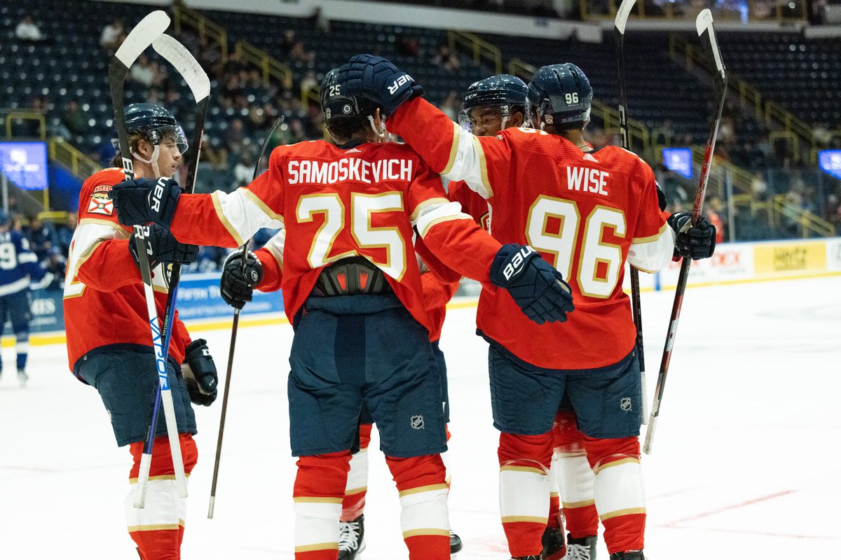 🚨 SAMO GOAL 🚨

Mackie Samoskevich gets us on the board!