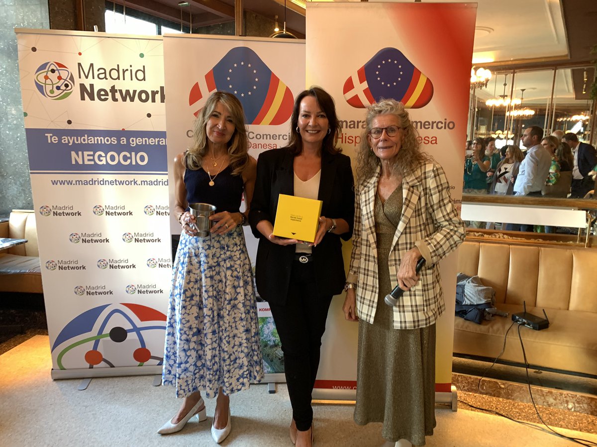 Queremos dar la enhorabuena a <a href="/EvaGarciaRuiz/">Eva García Ruiz</a>  de <a href="/InterveniaNeuro/">INTERVENIA</a>, <a href="/ISinergologia/">Instituto Español de Sinergología</a>  que ha resultado ganadora en el sorteo patrocinado por <a href="/ZleepHotels/">Zleep Hotels</a> 
¡Que lo disfrutes! 
Gracias a: <a href="/camcomhida/">CámaraHispano-Danesa</a> <a href="/uppereat/">UpperEat</a> <a href="/gemasanzs/">Gema Sanz Sanz</a> #afterwork