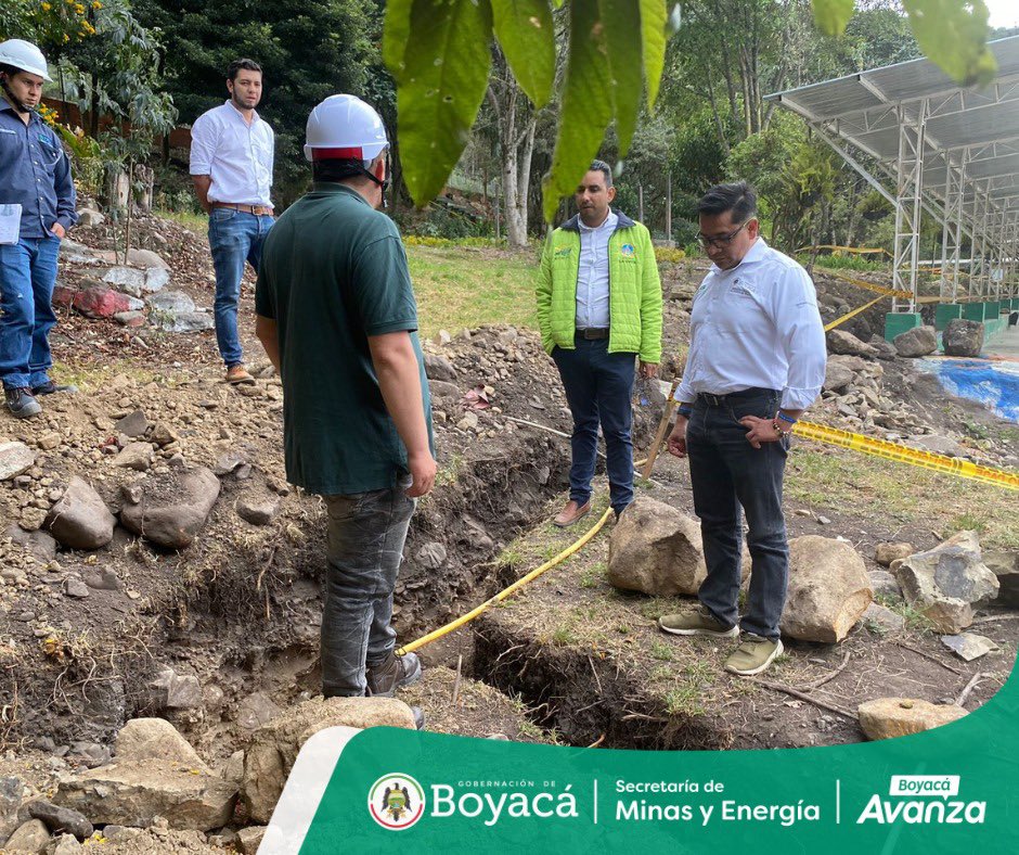 SecMinasBoyaca's tweet photo. #Hilo seguimiento al convenio de la Institución Educativa Técnica Nuestra Señora de Las Mercedes del Municipio de la Uvita donde estamos realizando Remodelación de todas las instalaciones de iluminación en Aulas de Case, Oficinas, Áreas Comunes, Centros deportivos y Laboratorios. https://t.co/SaH4N0aumz