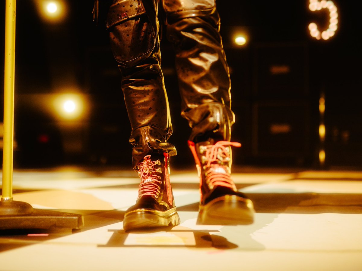 An absolutely beautiful night celebrating you all in Los Angeles 🤍