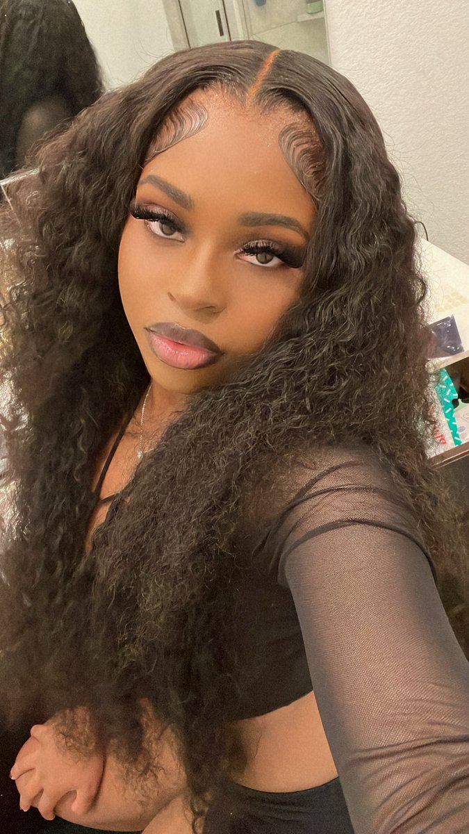 TOMBOY BRAT 🍭 🩵 tweet media