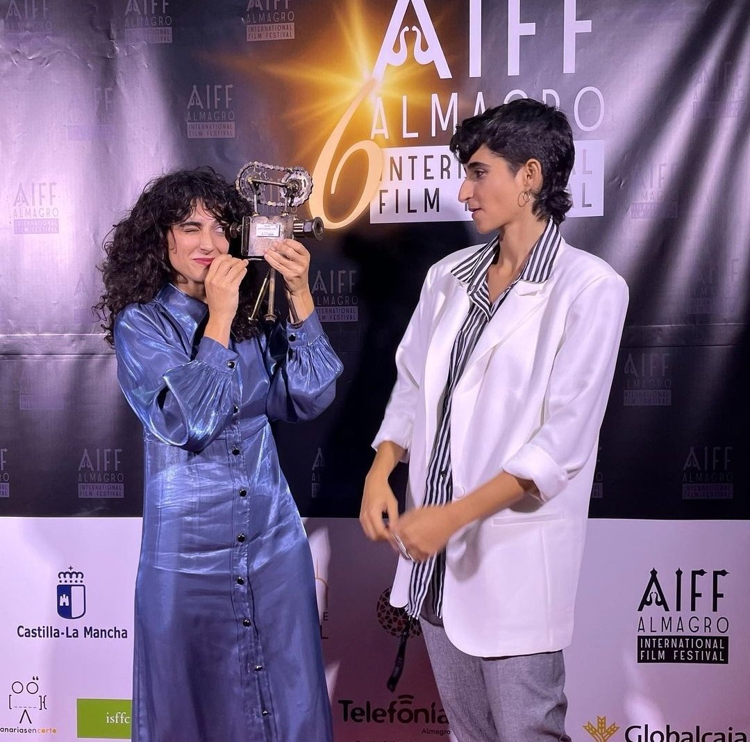 AlbaFlores_BR's tweet photo. O curta "Malegro Verte"  ganhou o primeiro Prêmio de Melhor Curta-metragem Nacional no Festival de Cine Almagro 😍🎬 https://t.co/Ip3Eyck51C