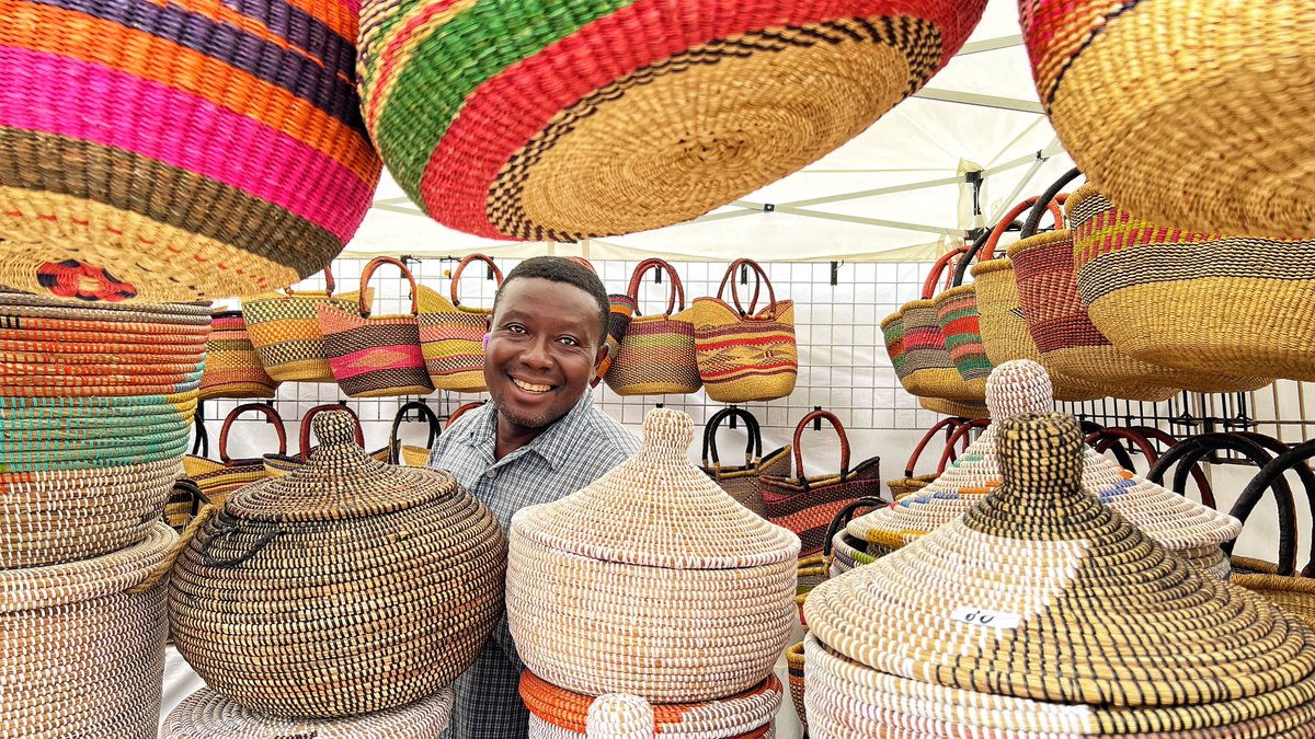 LJ Art & Wine Fest tweet media