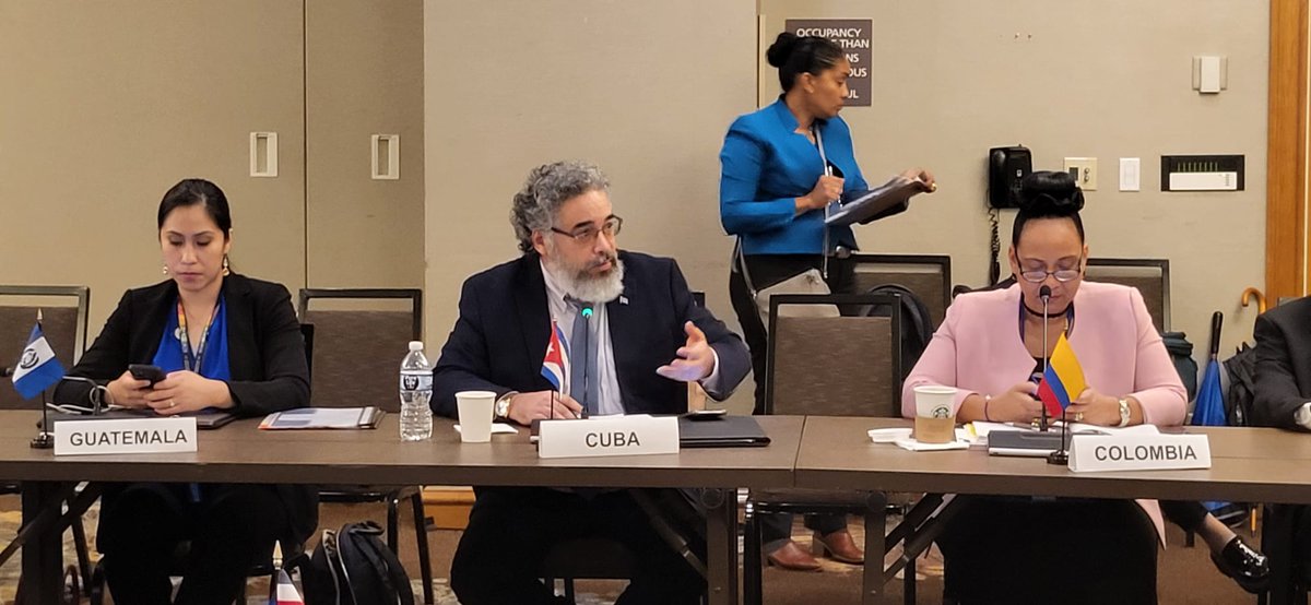 Participa #Cuba en la 13ª Reunión Extraordinaria del Consejo de Ministros de la Asociación de Estados del Caribe (AEC), en los márgenes de la #AGNU78. #Cuba está plenamente comprometida con la consolidación de la #AEC y su importante rol en la unidad del Gran Caribe.