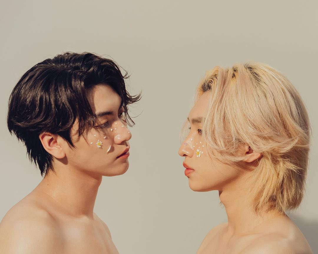 bssnoe's tweet photo. #bonoh! i'm giving away the bossnoeul puppy love magazines + lip tints to one lucky bonoh ♡

to enter, please:
• retweet this post
• reply the following tags:
#BossNoeul #PuppyLoveMagazine
#MAMIxBossNoeulPuppyLoveMoment #Bosschaikamon #Noeulnuttarat #ShawtyBoss #MagentaBoy

i will ship this out internationally as well ♡

thank you ♡