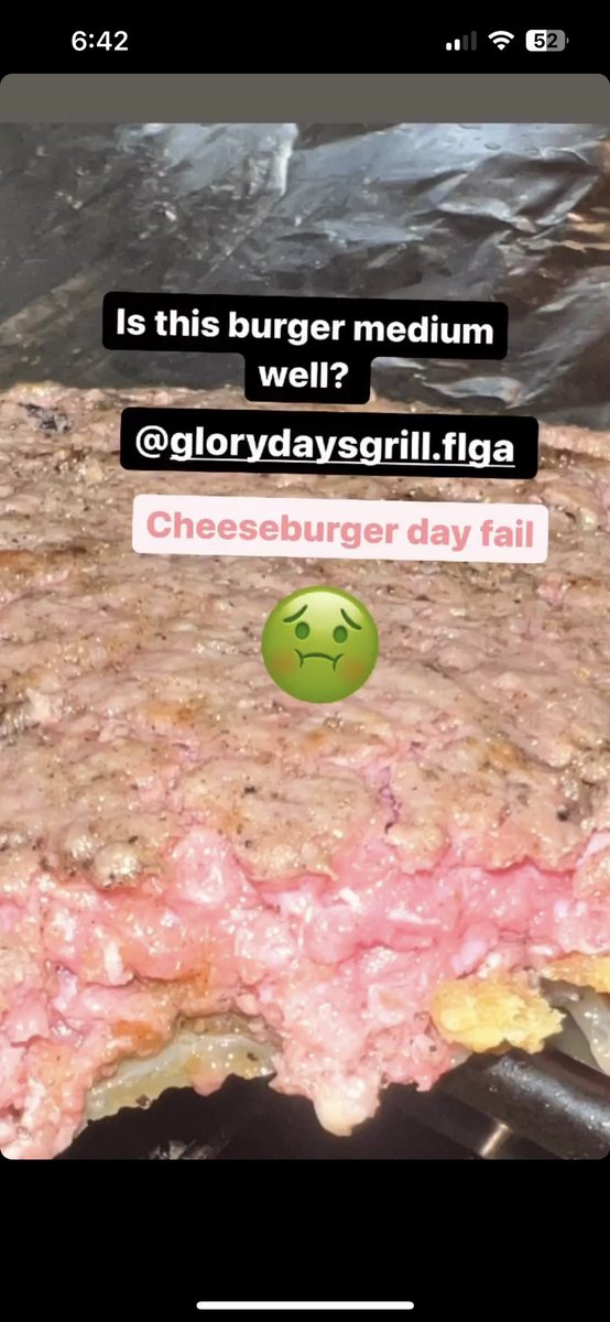 BrodyInTheBay's tweet photo. Is this medium well? Well, my wife was not impressed. My medium was cooked a little better.. #DoBetter #WhyDoWeTip #NationalCheeseburgerDay @GloryDaysGrill https://t.co/tXArzL3LbD