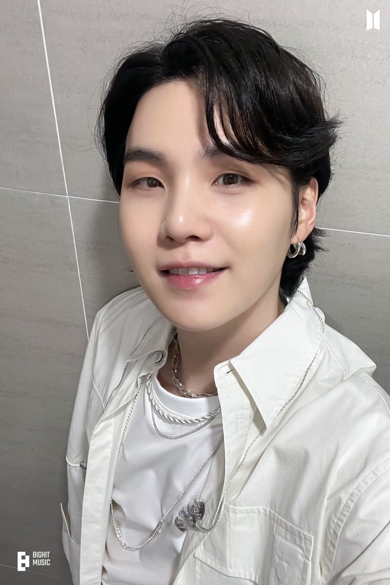 There is always a bit of truth behind every joke.A little bit of knowledge, behind every I don't know, a little bit of feeling behind every I don't care. And a little pain behind each one That's okay. Good night my Amis sweet dreams 💜#Suga