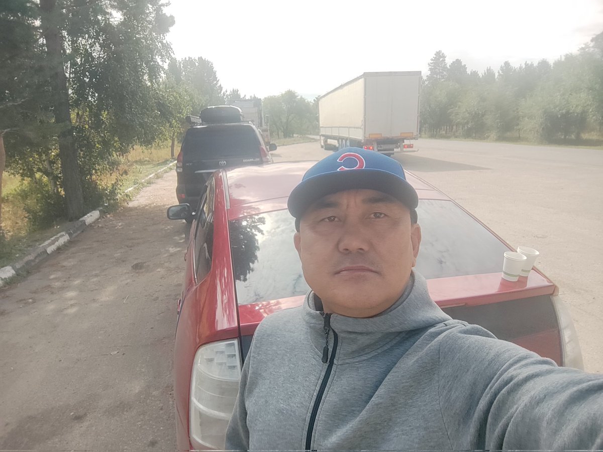 Гоё хүн байхыг хичээдэг дээ. 
 
Тужын нарснаас өглөөний мэнд.❤