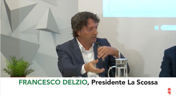 LaScossa's tweet photo. Chiude l'evento #FromSilverToGold @FFDelzio: "Abbiamo scelto un tema coraggioso, ma vitale e strategico per il Paese. Quando lo si analizza si ha l’impressione di essere soli, perché non è un tema affascinante e #sexy per i media. Stasera abbiamo scoperto che non è così..." 1/2 https://t.co/NDxWLvjPfz