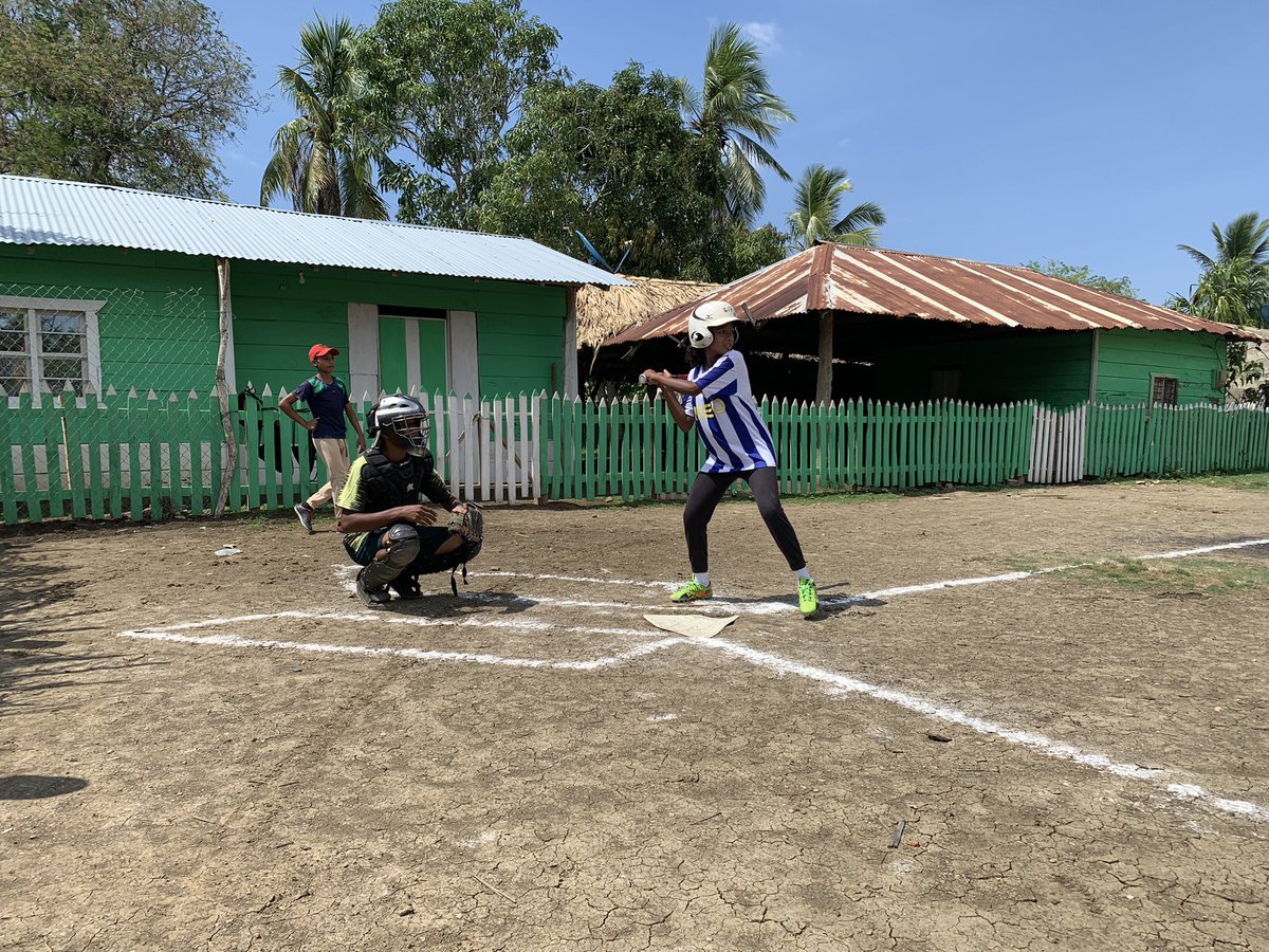 El programa Mi vida es un diamante MVD se enmarca en la Estrategia 7P de Deporte para la Paz, que busca desarrollar capacidades comunitarias para hacer del deporte una herramienta de transformación social en las comunidades que han sido afectadas por el conflicto armado en 🇨🇴
