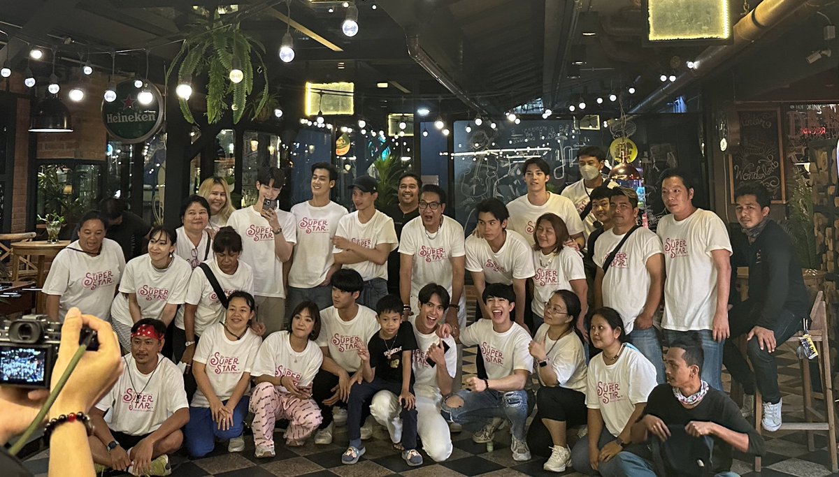 ขอบคุณทุกคนที่คอยสนับสนุน #beminesuperstar ขอบคุณที่ติดตามในทุกๆตัวบะคร เราทุกคนดีใจที่ทุกคนมีความสุข ยิ้มตามเสียใจเศร้าตามที่ตัวละครได้ถ่ายทอดออกมาความรู้สึกเหล่านั้นตะถูกเก็บไว้ในความทรงจำของพวกเราว่าเราต่างเติบโตมากับเรื่องนี้ด้วยกัน ขอบคุณ <a href="/firstfh5/">first_fh</a> และนักแสดงทีมงานทุกคนครับ