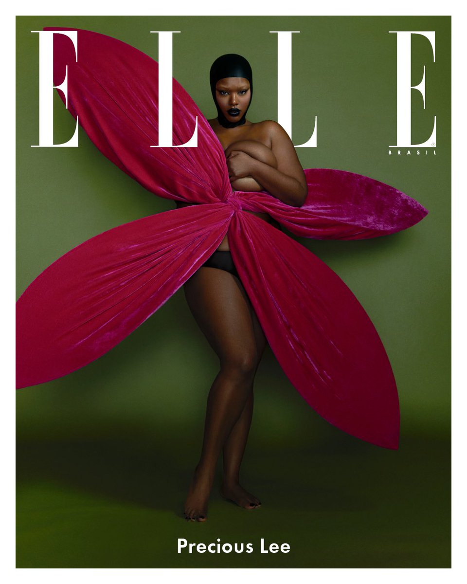 ellebrasil's tweet image. Toda edição da ELLE é especial, mas essa tem motivos a mais: o #Volume13 marca os três anos do nosso retorno ao impresso. Além disso, é setembro, o mês mais importante da moda. Por isso, a escolha da modelo Precious Lee para a capa é tão impactante. 🖤 

Qual capa é a sua