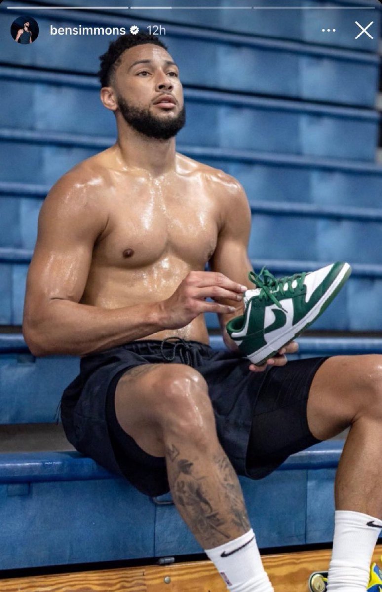 Hoopss's tweet photo. Ben Simmons says he owes his fans a bounce back season

the league is in trouble. https://t.co/bovLFVC6Ox