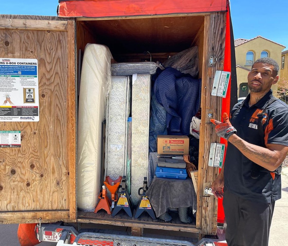 Let us help you store your items into U-Hauls U-Box