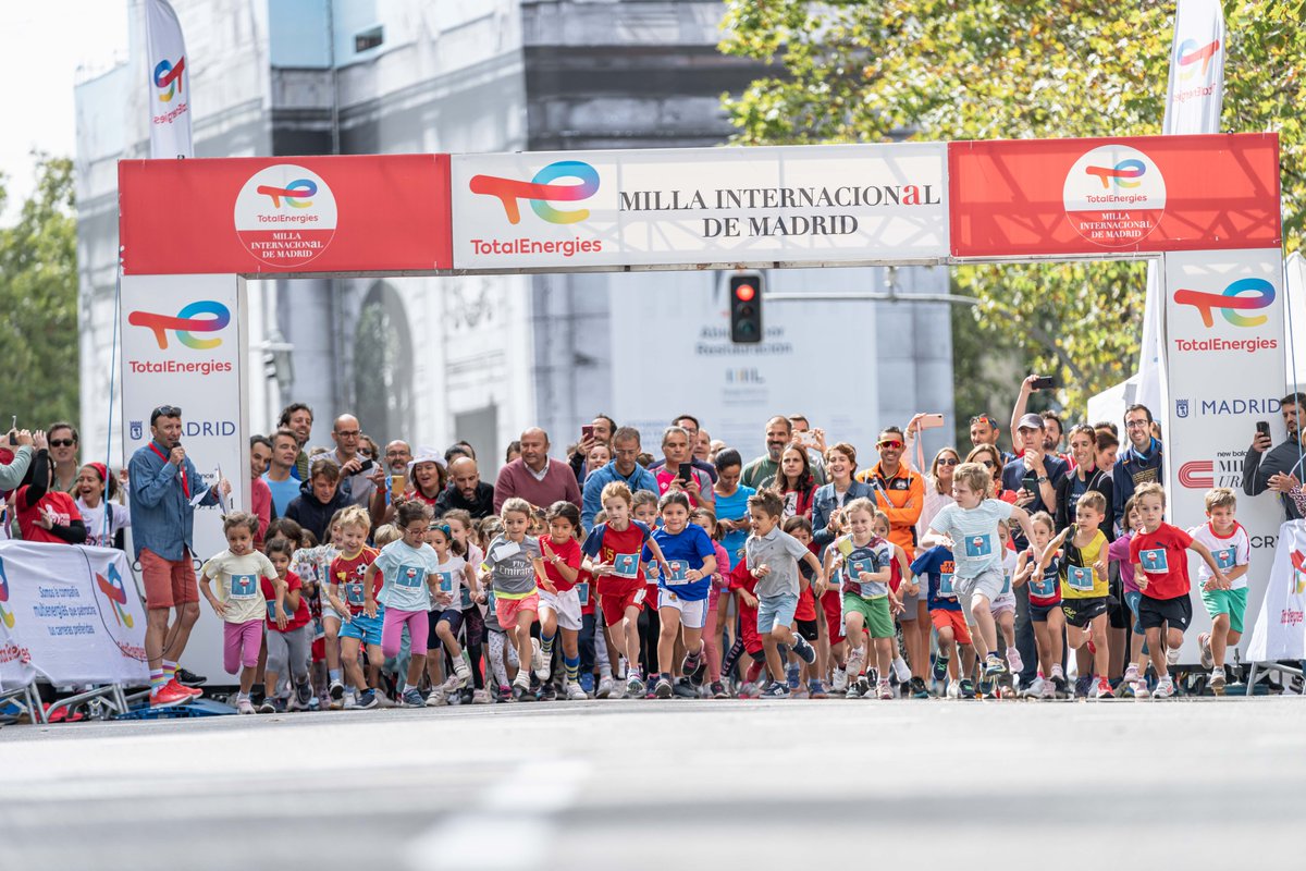 DE TODOS. PARA TODOS. ➡️ @millademadrid ⬅️ ✅ millademadrid.totalenergies.es Todavía hay dorsales disponibles por 8,3€ (1€ las carreras infantiles. #CORREDOR\