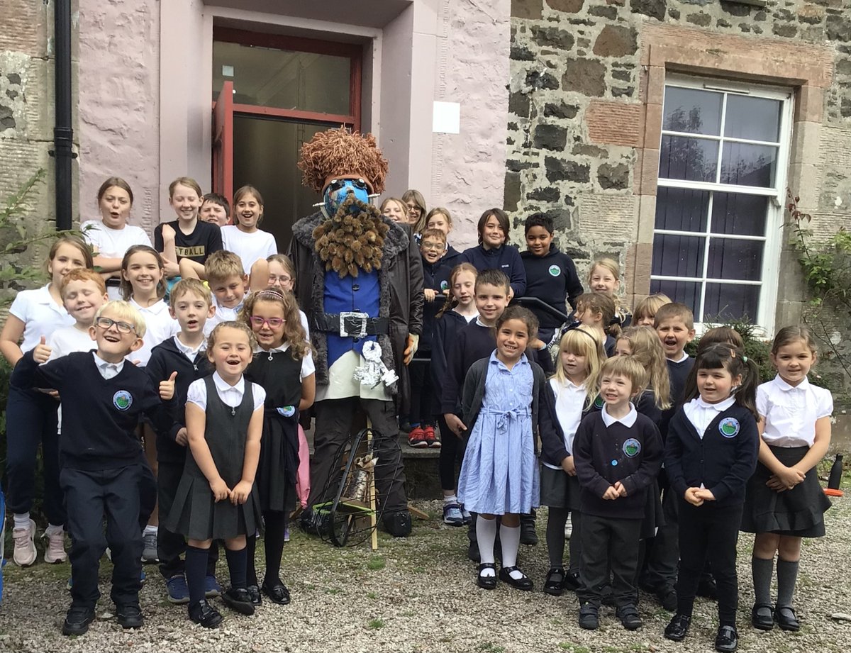 ArrocharPS's tweet photo. The Ardardan scarecrow competition:  Our amazing scarecrow (Hagrid), all ready for his journey to Ardardan  Estate, created using recycled materials, with a design based on all our class topics: Our community and people who help us; Our planet; and Harry Potter.
@ArdardanEstate https://t.co/w2vxyZb4zy