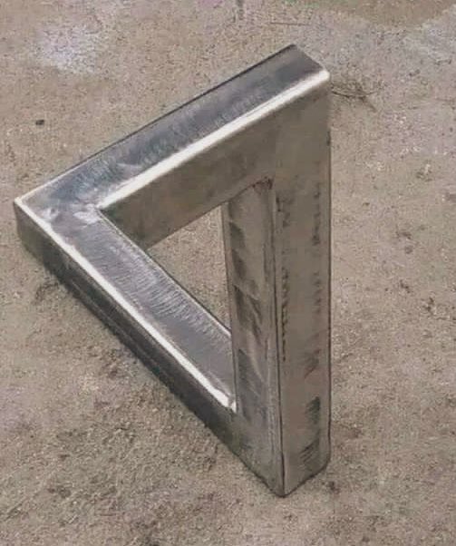 Eyes test, is it standing or laying??