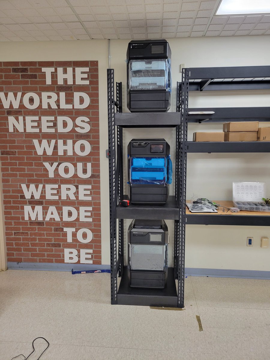 MrMakWGHS's tweet image. Finally got the new @makerbot Method X Carbon Fiber 3D printers unboxed and placed in their new home! Can&apos;t wait to see what our #CTE Engineering and @WestGeneseeCSD #TechClub students will create! Now onto networking/wiring. @iteea @AlleghenyEdu @NYSTEEA #TechEdu @AutodeskEDU