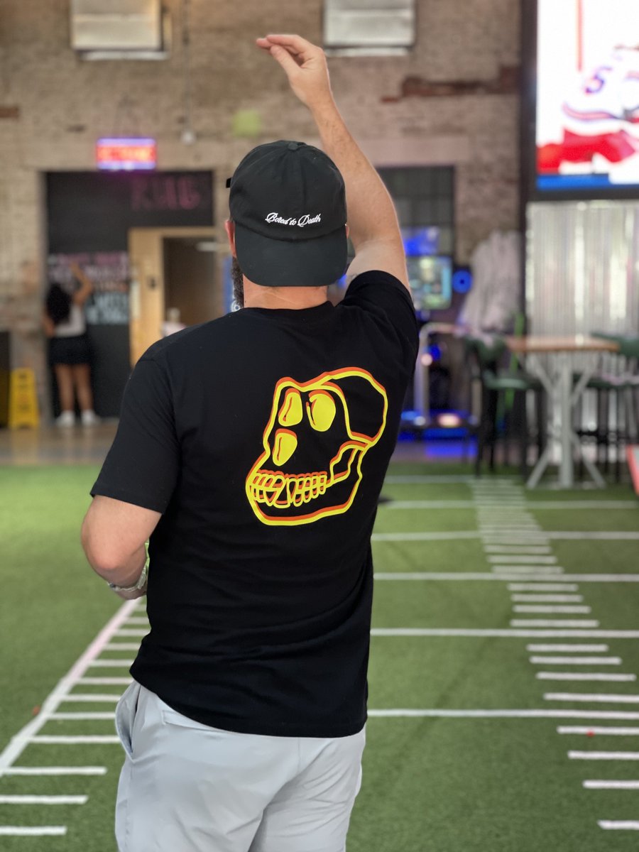 Happy Birthday <a href="/FezBayc/">captainbrunch.eth</a>! Don’t work too hard! 🥳