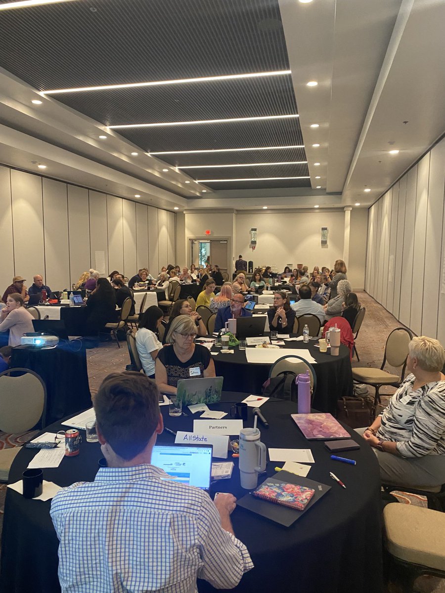 Arizona School teams gathering in Tucson today to make learning personalized - minds on fire! ⁦<a href="/AmphiSchools/">Amphi Public Schools</a>⁩ ⁦<a href="/arizonafuture/">Center for the Future of Arizona</a>⁩ ⁦<a href="/knowledgeworks/">KnowledgeWorks</a>⁩ ⁦<a href="/CITYccl/">CITY Center</a>⁩       #inspiring #Imhereforthekids