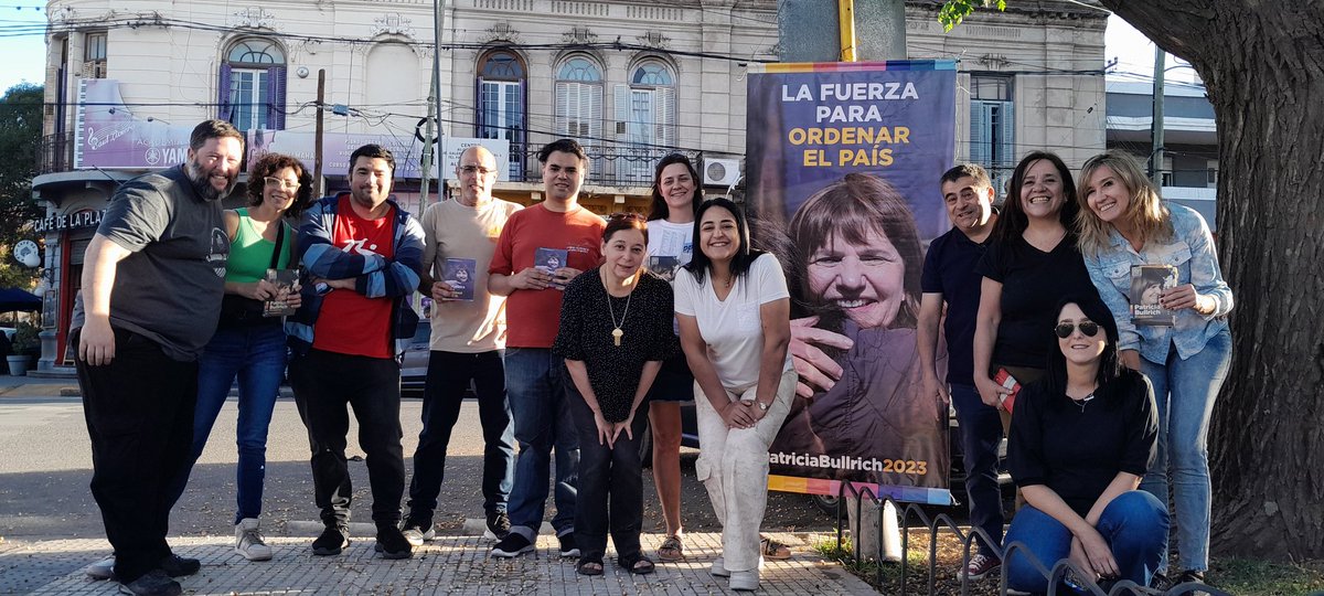 luisarronades's tweet photo. Queremos un Pais Ordenado.. Controlado y estable.. por eso.. como siempre.. nos vas a ver en la calle contandoté por qué queremos una @PatoBullrich Presidente #PatriciaBullrich #PatoBullrich2023 #PatoVasASerPresidente #PatoEnPrimeraVuelta https://t.co/tsDaVPQjdJ