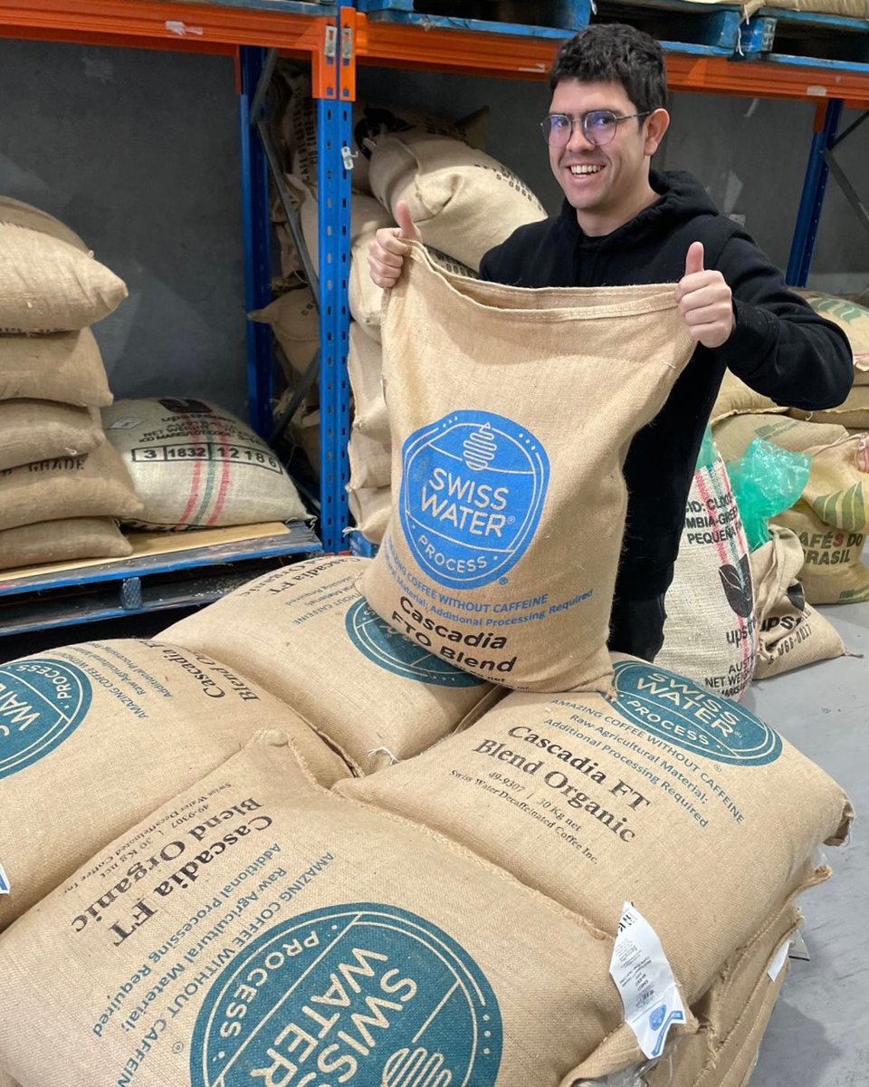 swisswater's tweet photo. Bring out your decaf! ๐
Roasters, tag @swisswater with your beautiful decaf inventory and warm our hearts. We love to reshare the #decaflove
โ
Pic: @andres_zuluaga711 https://t.co/RRnUnLyshX