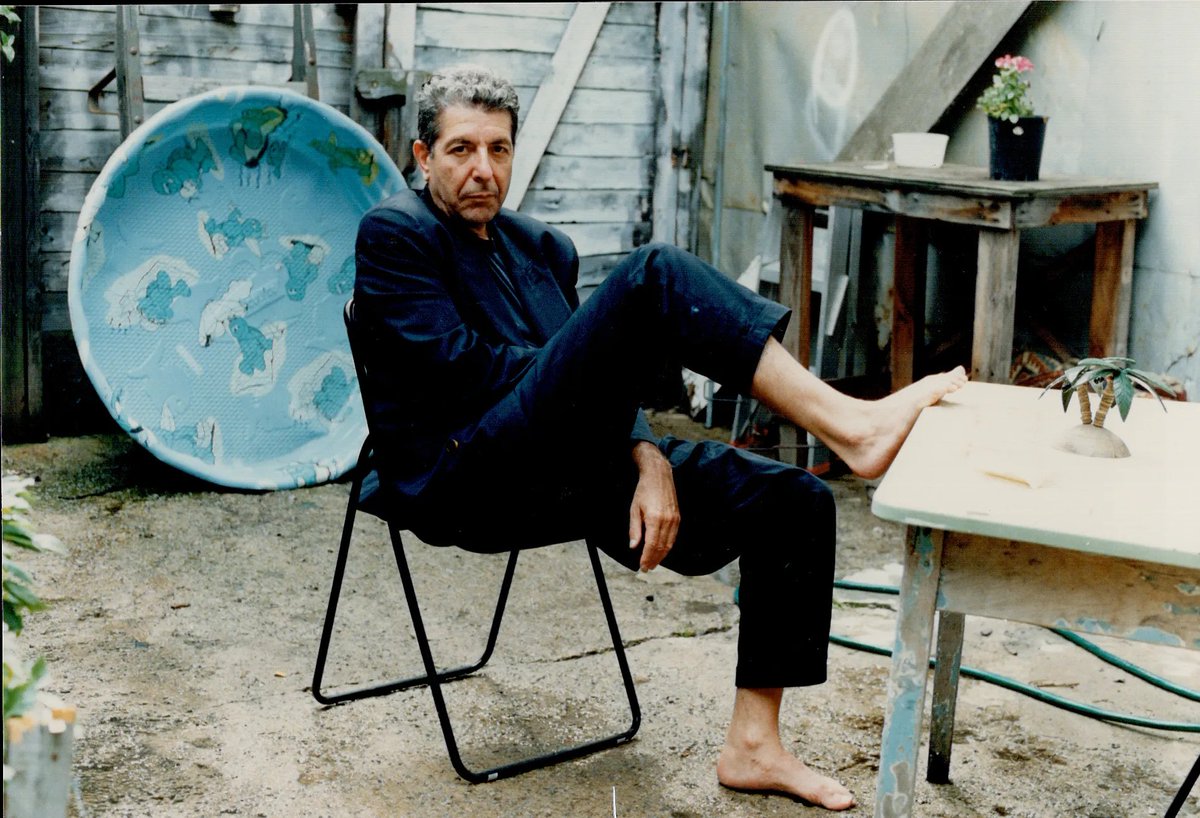 nahhhlina's tweet photo. how are we celebrating l cohen's birthday on sept 21? falling a bit in love with everybody but never really being Known? tunneling into the fallible, hopeless human desire that gives us reason to be &amp; stay alive? taking speed &amp; cavorting with beautiful lovers on greek islands??! https://t.co/G3ptEKt9i3