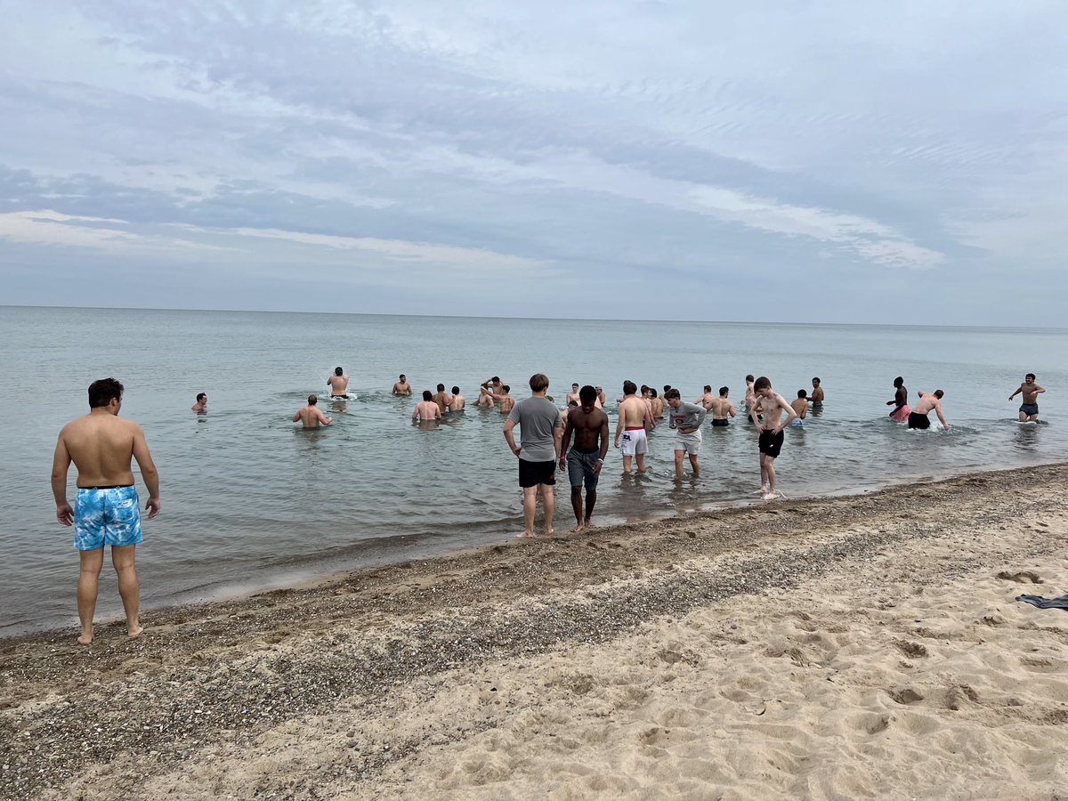 wabashwrestling's tweet photo. This past weekend, the team headed up north to the Indiana state Dunes for the first official practice of the year. https://t.co/a2yx8pgcb0