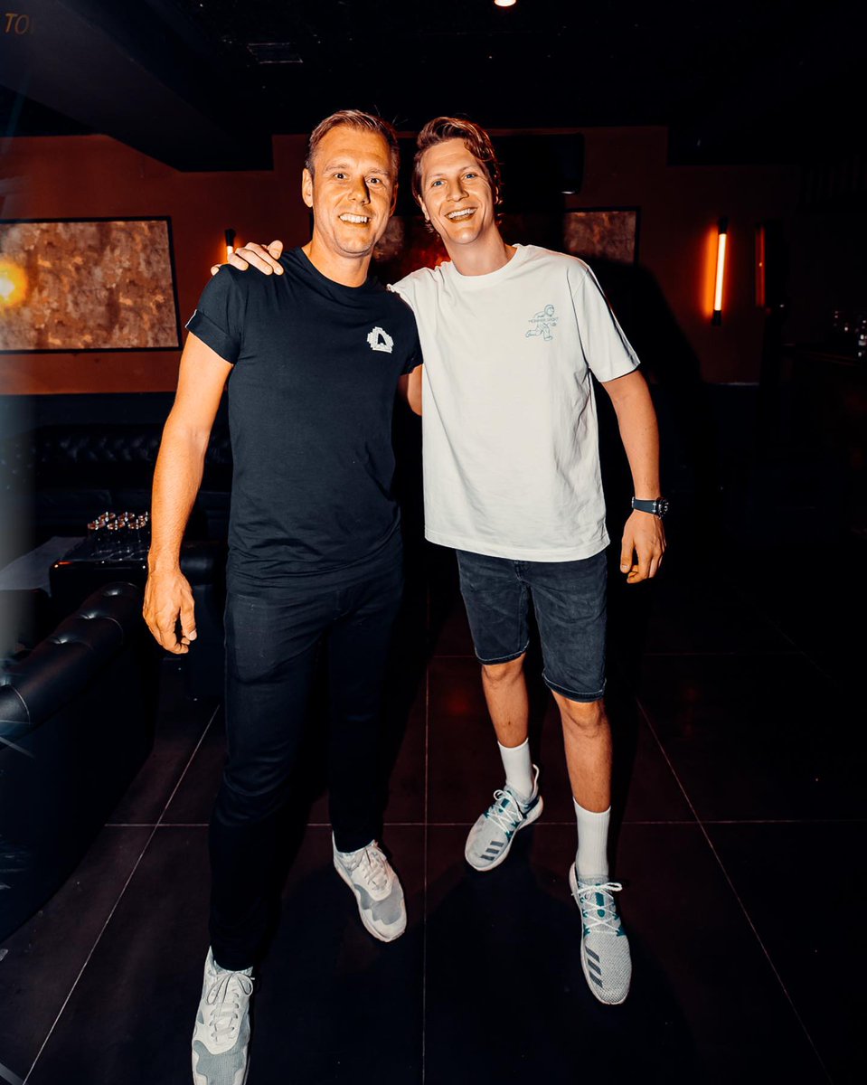 MatomaOfficial's tweet photo. @ushuaiaibiza it was so good to be back! No better way to spend a Sunday night 🔥 5 years since last time on this beautiful island.  Thank you @arminvanbuuren for such a party💥 https://t.co/1uCuZSGrAH