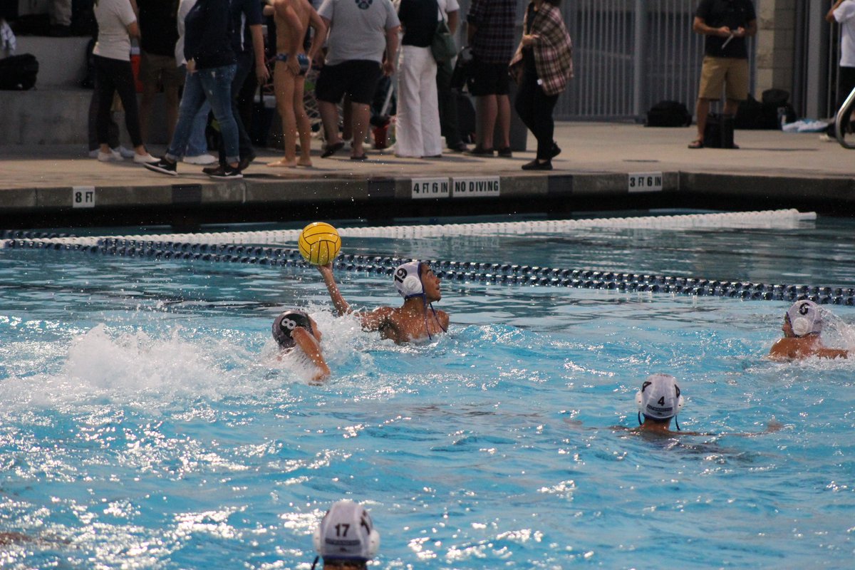 MrPhanERHS's tweet photo. What a weekend, our boys started the season 7-0 and 3-3 out of the 6 Games we had played last week. There are no words how proud I am to see these boys improve. Growth Mentality #makingwaves #bluepride #teameffort @ERHS_Athletics_ @elrodeonews @ElRanchoHSASB @ElRanchoHS https://t.co/fBLPLm8qqG