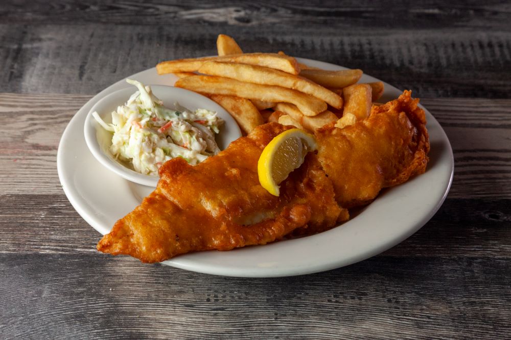 Chelo's Bar & Grille tweet media