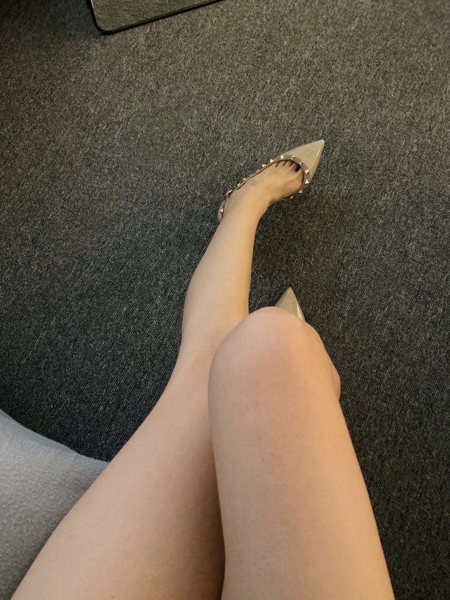 were099995's tweet photo. 你在疼痛中释放天性 我在施虐中感受快乐 希望遇到一个合适玩的来的男m?? 可以一起探索新玩法 可接受萌新 24以下勿扰 #女s #男m #四爱 #调教贱狗  #性虐 #道具 https://t.co/AjvEVP3kKR