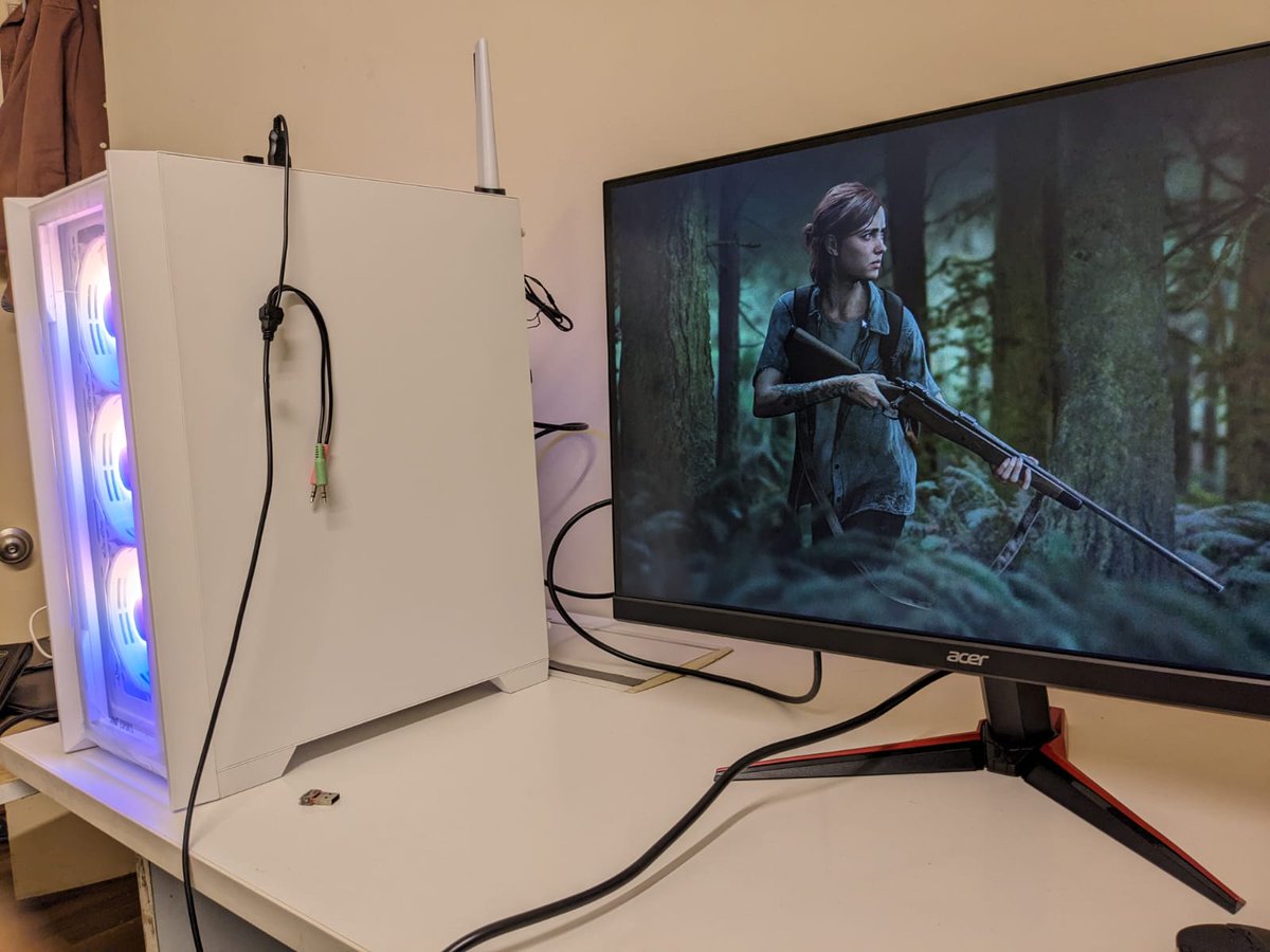 InPrincePandey's tweet image. 🖥️ Just unboxed my new beast of a computer! 💻🚀 Ready to unlock a world of possibilities and take my productivity to the next level. 🌟 #NewTech #PowerfulPC #TechEnthusiast 📸 #techtwitter #100DaysOfCode