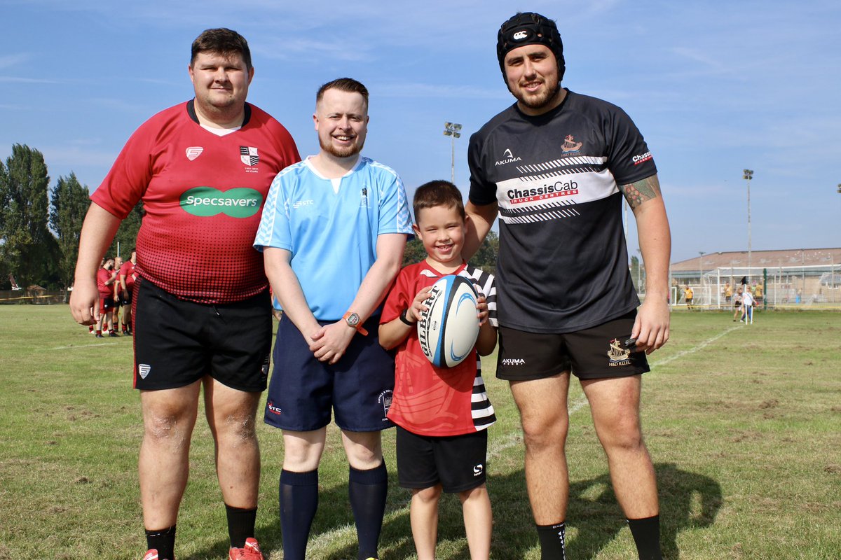 📸 𝗠𝗮𝘁𝗰𝗵 𝗗𝗮𝘆 𝗠𝗮𝘀𝗰𝗼𝘁- Here’s George, Saturday’s  <a href="/FavoriteChicken/">Favorite Chicken</a> Match Day Mascot. Thanks for your support, George. You smashed it 👊🏻! 

▪️Family ▫️Community ▪️Respect ▫️Teamwork ▪️Enjoyment ▫️Discipline ▪️Sportsmanship