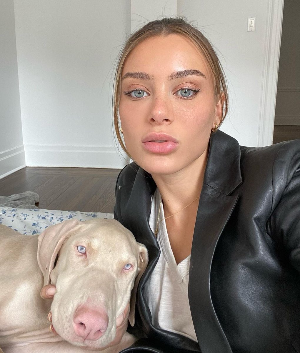 AmaraMapleFanP1's tweet photo. Loml 💕🥰, best friends forever. https://t.co/dJWNIblchm