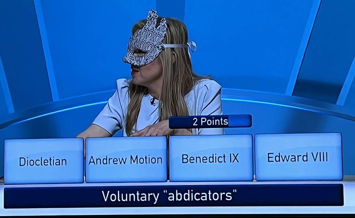 Ste_Quirk's tweet image. Have Channel 4 taken over BBC2 this evening and replaced #OnlyConnect with #DoggingTales