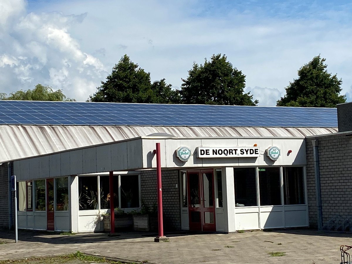 Vanaf 20 september wisselt de groep vluchtelingen in De Noort Syde. Het COA neemt de locatie in gebruik voor maximaal 80 vluchtelingen. Ze blijven daar t/m 5 oktober. Oudewaterse verenigingen en scholen kunnen de hal vanaf 9 oktober weer gebruiken. Zie: oudewater.nl/Vluchtelingen