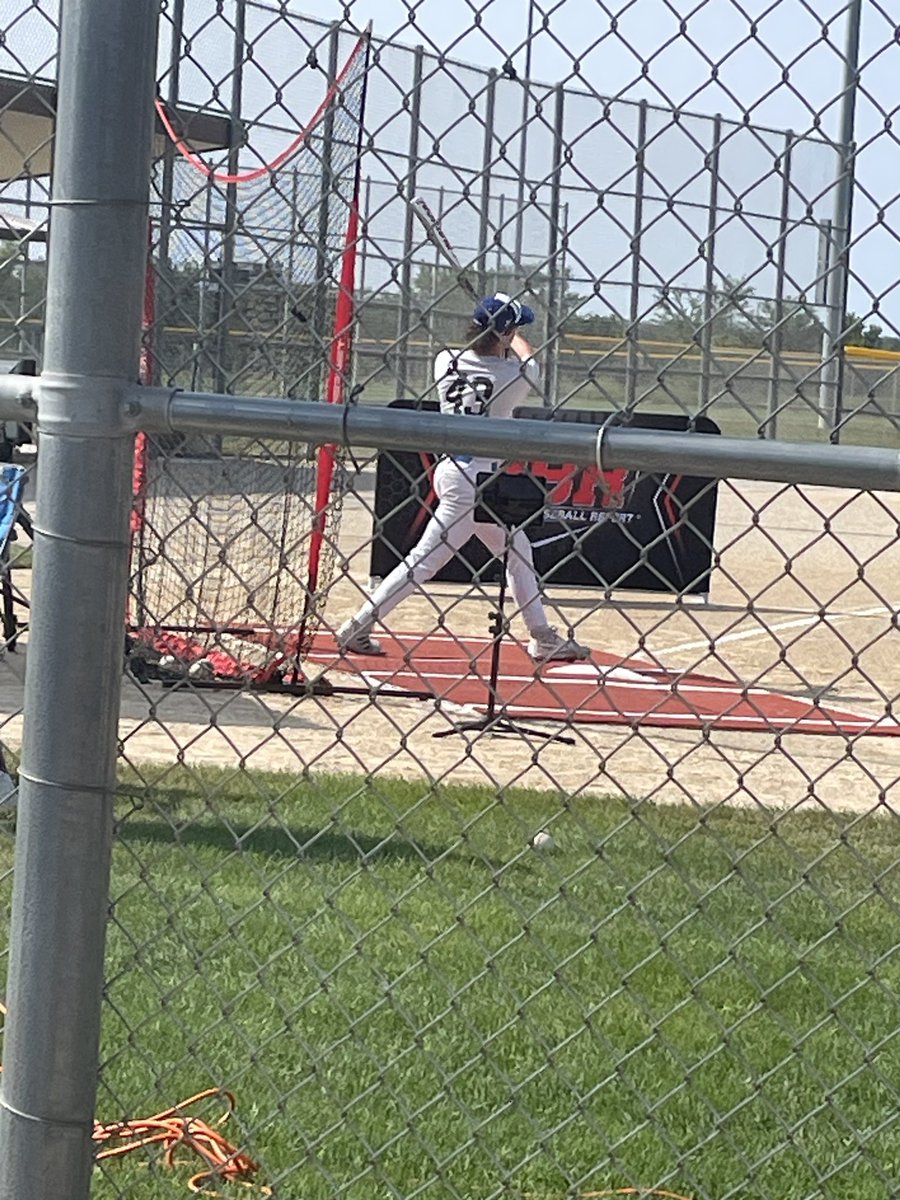 calebjohx's tweet photo. I had a great time at the upperclassman games in Columbia last weekend… going 3/4 in the games. @PBRMissouri @Jays_Baseball @pbrtscouting @OSDBaseball 

https://t.co/8uLykHKGwt https://t.co/PECZbUD3wL