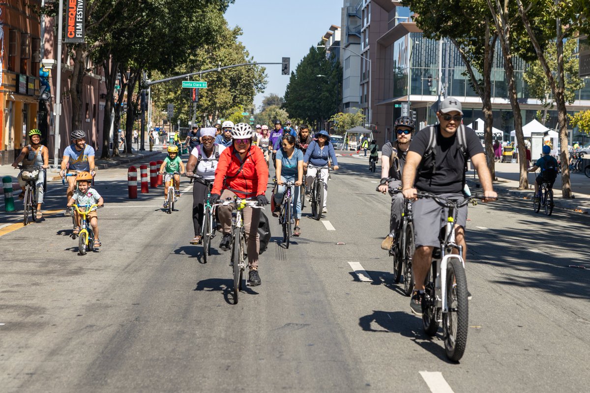VivaCalleSJ's tweet photo. Happy Monday, everyone! Let's pedal our way through this week, one adventure at a time! #vivacallesj #BuildingCommunityThroughFUN #sanjosé https://t.co/yoi94J1RJm