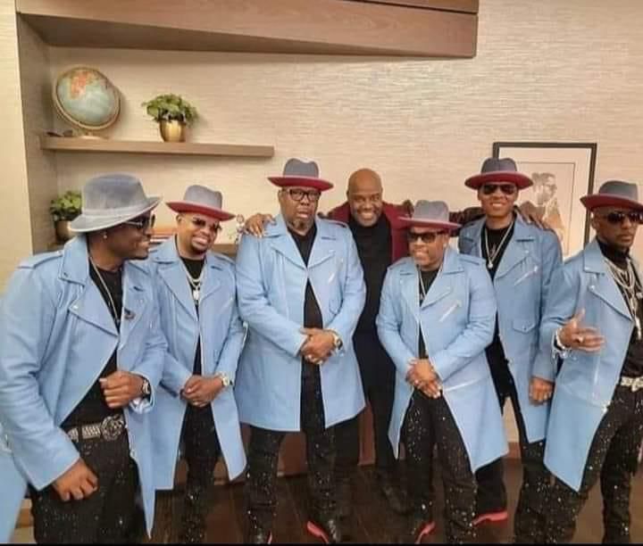 davidking247's tweet photo. Congratulations to #New_Edition as they celebrate 40 years of music greatness together.
Ronnie, Bobby, Ricky, Mike, Ralph and Johnny, on to the next 40. https://t.co/9g2asDkI37