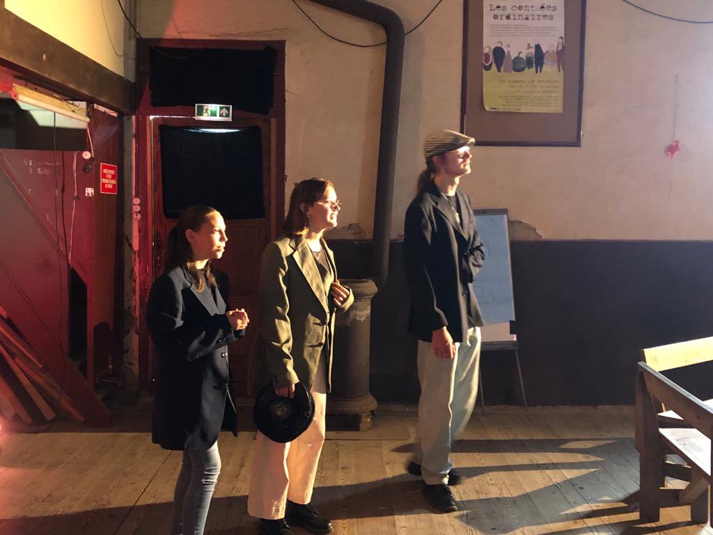 CompagnieOh's tweet image. C’était l’Ohnniversaire #11
C’était au Family cinéma 
C’était bien chouette avec de bien bonne gens venus faire la fête, entrer en transe ou en benaiserie ( vous étiez 180 tous et toutes magnifiques)
Big up aux bénévoles et aux spectateur.trice.s de toutes générations !
Merci