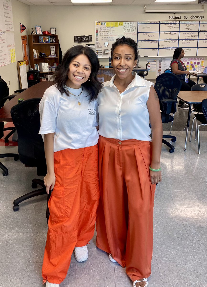 ORANGE you excited for college week?! #IrvingGoesToCollege #OurFutureIsBright ✨ @SamhoustonMS @IrvingISD