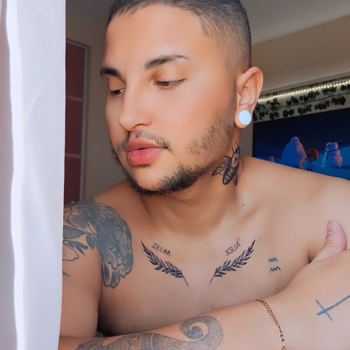 ftm_cleyy's tweet image. "Sabe a minha identidade?
Nada haver com genital!" 🏳️‍⚧️
#homemtrans #boytrans #trans #transgenero #ftm #lindaquebrada