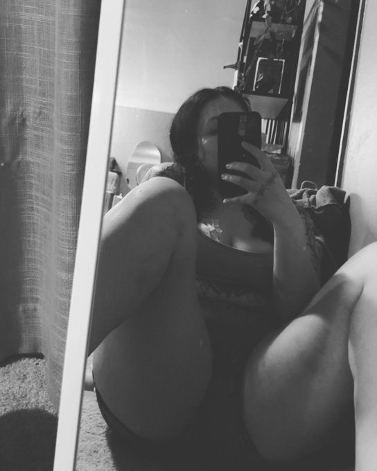 My OnlyFans is on sale rn 💗  https://t.co/BBtc755frW https://t.co/Cq54LFYjmA<a href="/tag/loveisblind"class="tags"><span>#loveisblind</span></a><a href="/tag/nsfwtwt"class="tags"><span>#nsfwtwt</span></a><a href="/tag/nsfwacc"class="tags"><span>#nsfwacc</span></a>