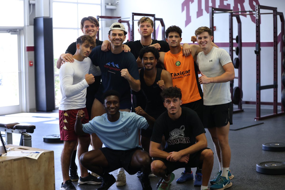 CUTigers_Soccer's tweet photo. Stronger together 💪 https://t.co/qVFm7dJeGW