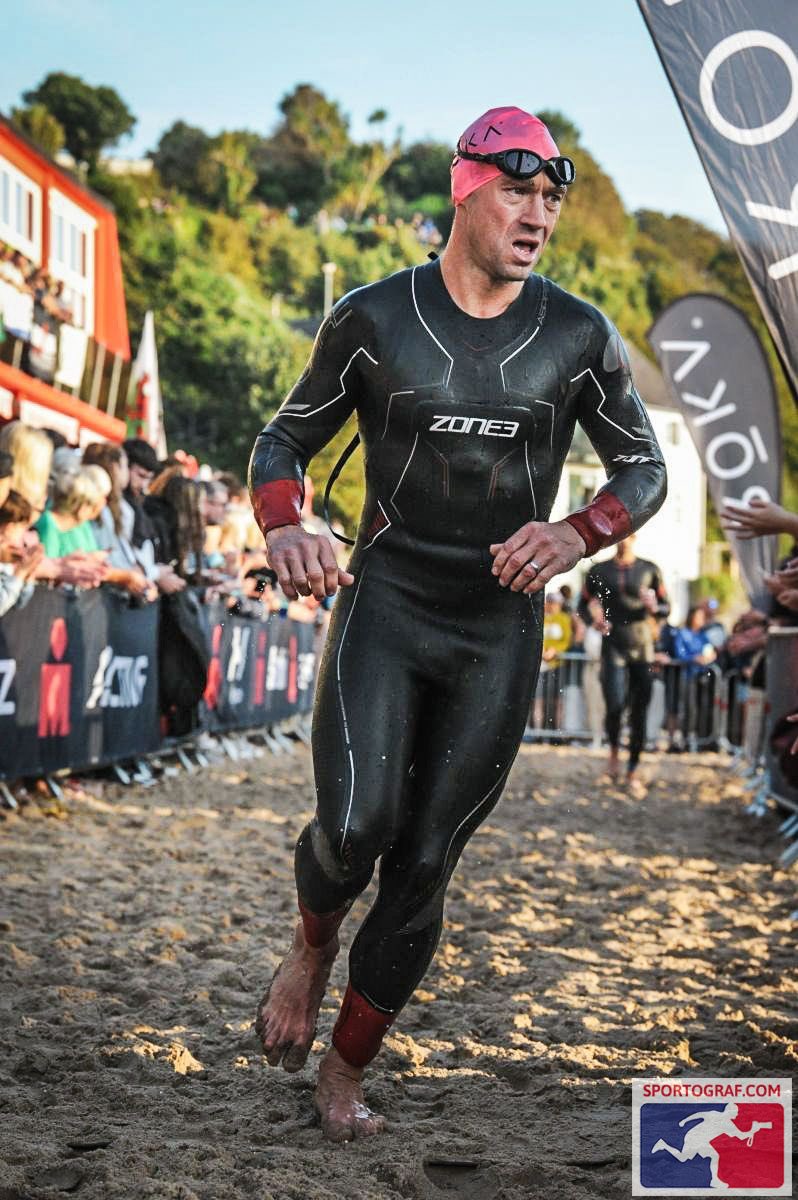FazFarrant's tweet photo. π«΅ the button on the proper π·
So one last celebration of #medalmonday before #ironmanwales2023 memories fade too much.
Wow, I was super happy to get that run done.
#imwales #tenby #dragontri #neveragainuntilnexttime #pembrokeshire https://t.co/nWQBBtW5Et